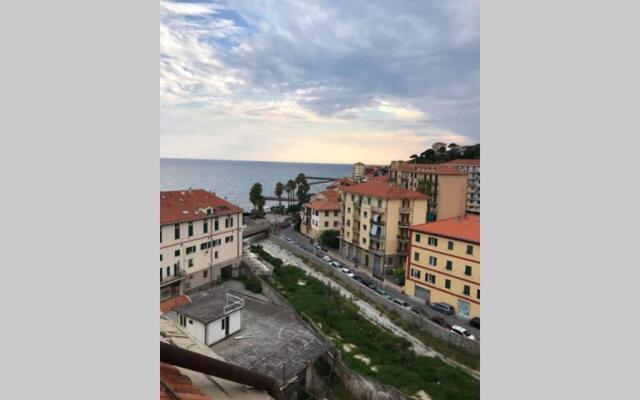 Appartamento sul mare alla Foce