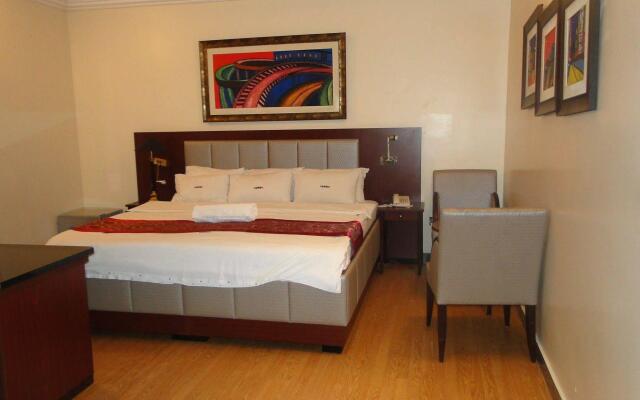 Capital Inn Plus