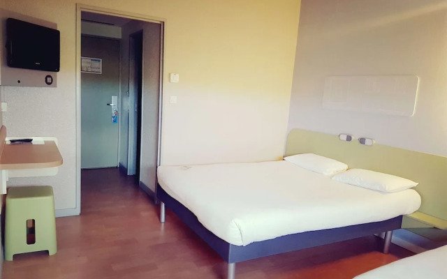 ibis budget Arles Palais des Congrès
