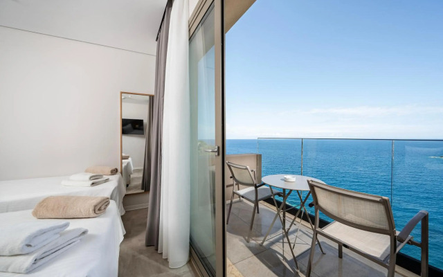 Athina Palace Resort & Spa
