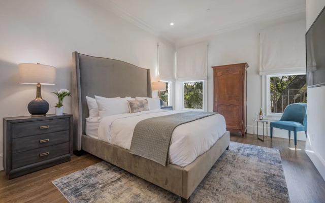 The George Luxury Boutique Inn