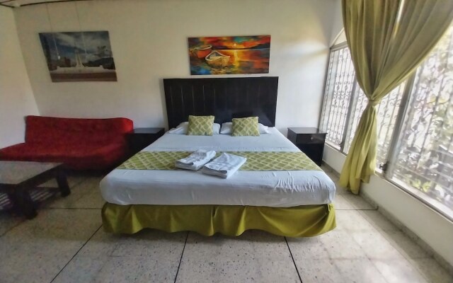 Suites & Apartments San Benito Zona Rosa