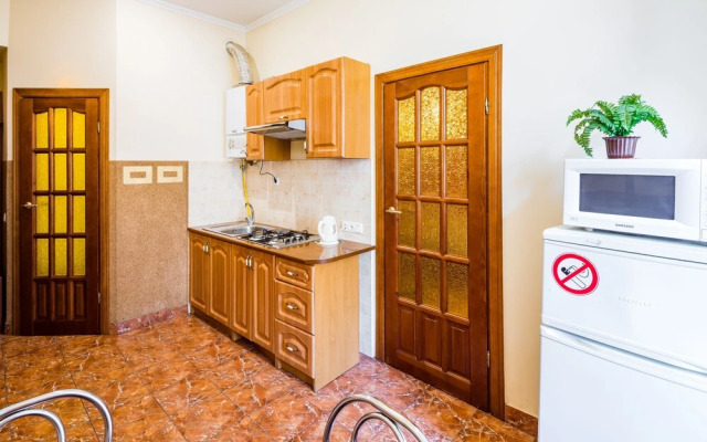 Duplex of two bedrooms on Kulisha Street