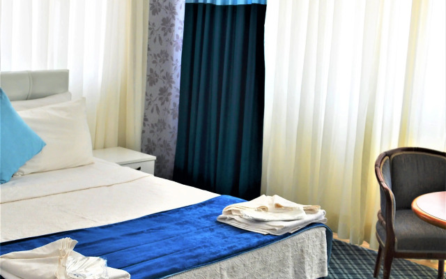 Gumuldur Mavi Deniz Otel