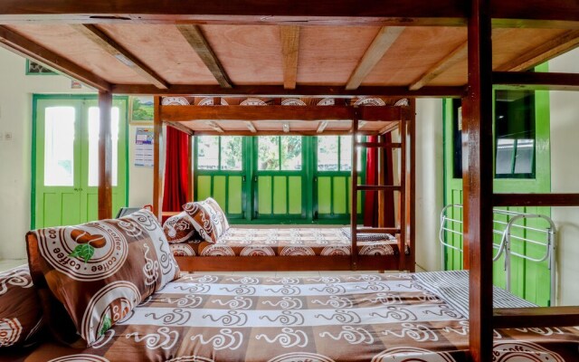Bahagia Sederhana Home Stay - Hostel
