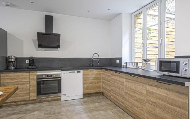 La Maison D'Aristide Family House In City Center