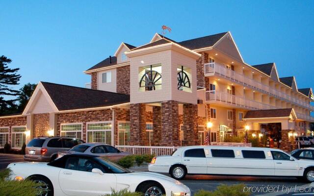 Holiday Inn Express Mackinaw City by IHG