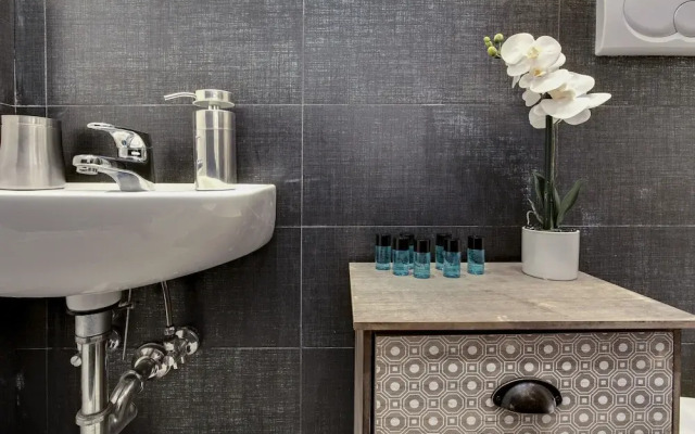 Venice Elegance by Wonderful Italy