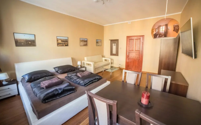 SG Apartments
