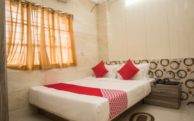 OYO 14795 Hotel Priyanshu