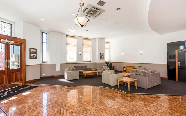 Spacious 1bdr Fast Wi-fi Near RAC Arena