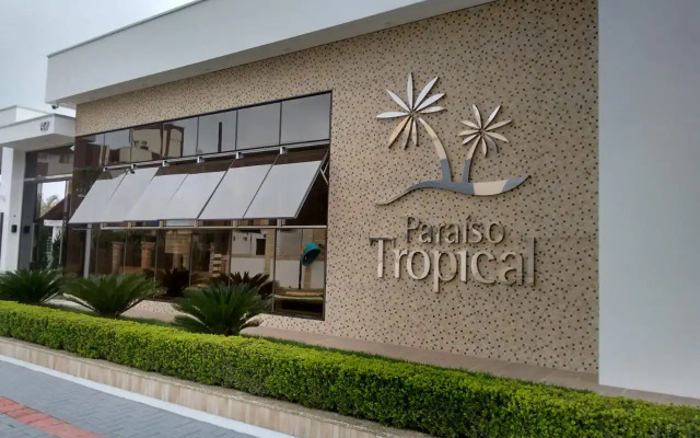 Paraiso Tropical Apartamentos e Camping