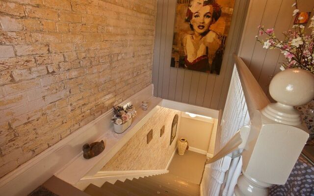 Willowgate Hall Luxury Hosted B&B