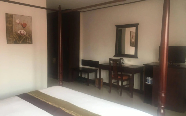 AV Hotel