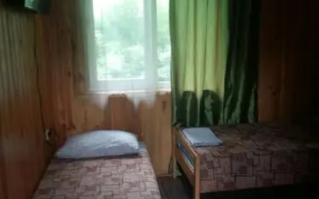 База отдыха на реке Шаке — фото
