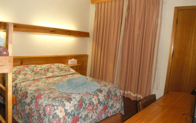 Cooma Country Club Motor Inn