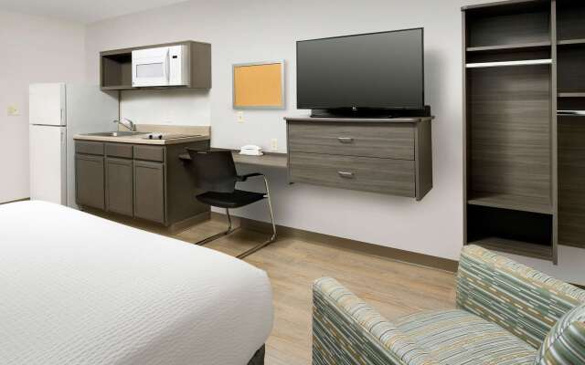 WoodSpring Suites Broken Arrow