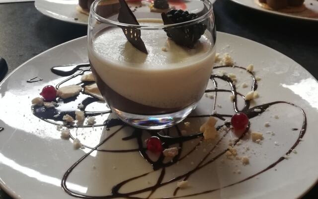 Hotel Les Alpes