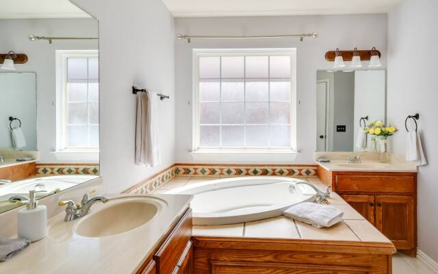 Pet-friendly Amarillo Home: 5 Mi to Downtown!