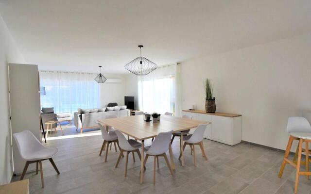 Maison Salavas, 4 pièces, 8 personnes - FR-1-382-146