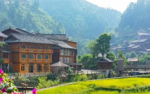 Qixi Inn