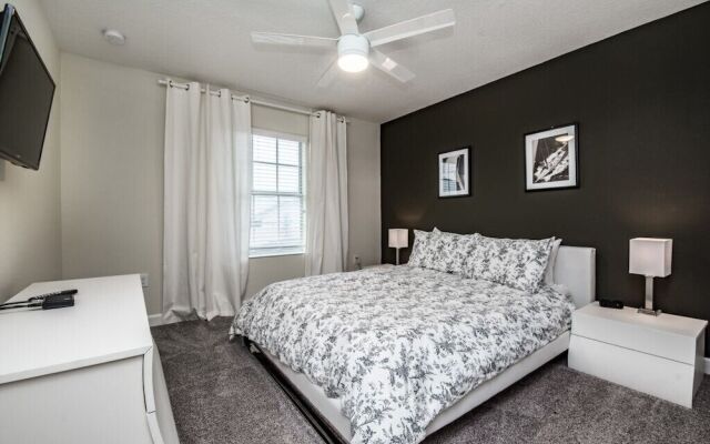 1590mv 4 Bedroom Townhouse