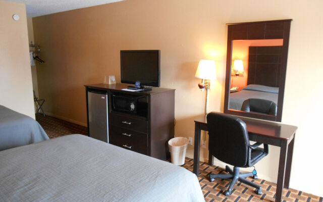 Red Roof Inn & Suites San Angelo
