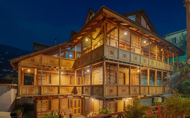 Shobla Kaathkuni Royale