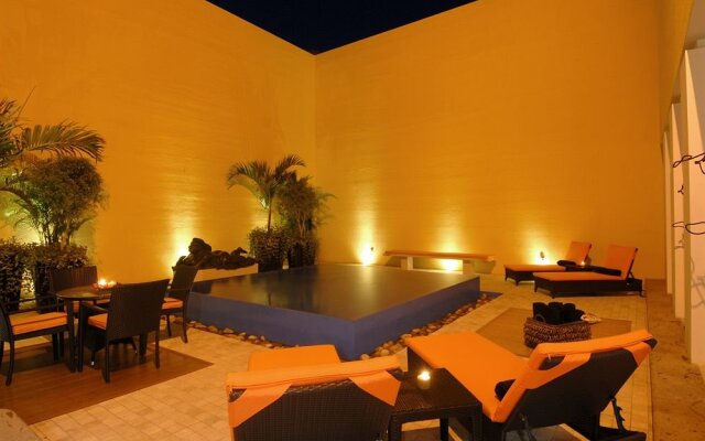 Villa Azalea Luxury B & B