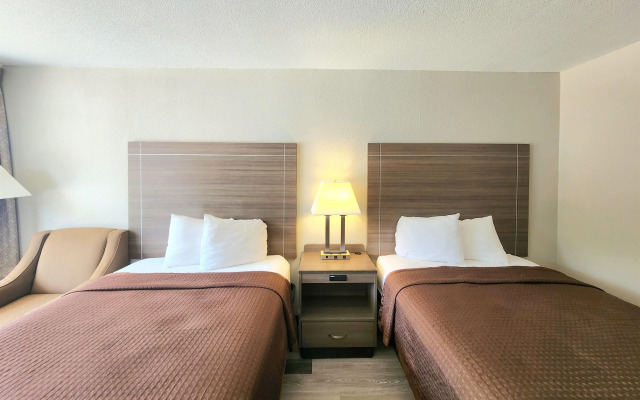 Days Inn by Wyndham Seguin TX