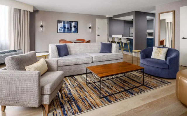 DoubleTree by Hilton Charlotte City Center
