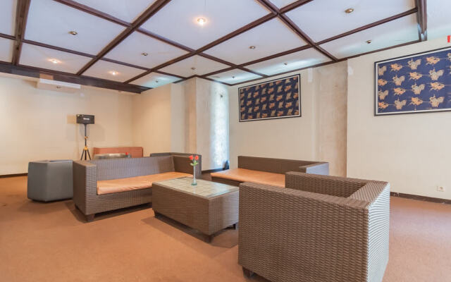 Dequr Hotel Dipati Ukur Mitra RedDoorz