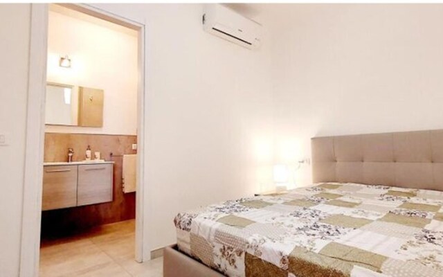 Whiteblue House con Giardino