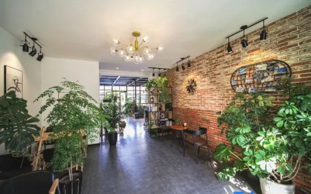 Jianshe Guesthouse