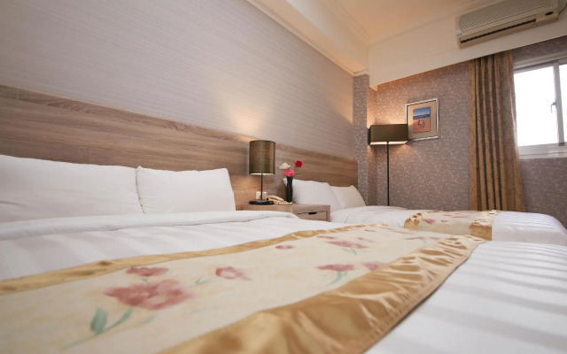 Unique Holiday Hotel