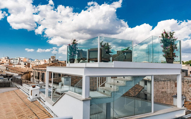Puro Oasis Urban Hotel