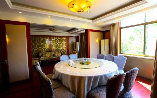 An Hengsha Isiand Resort Hotel