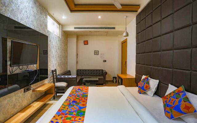 Fabhotel Sun Park