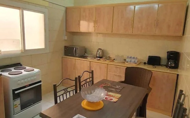 Al Eairy Furnished Apts Al Madinah 8