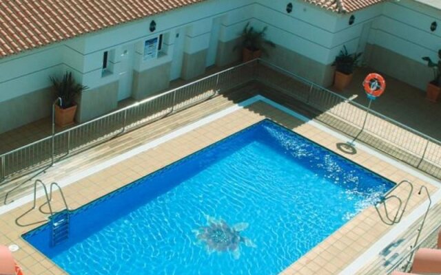 Loto Conil Hotel Apartamentos