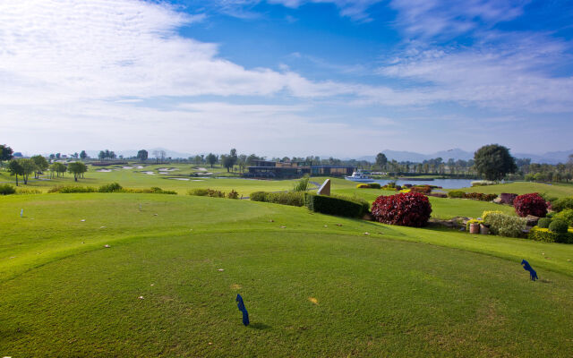 Rancho Charnvee Khaoyai