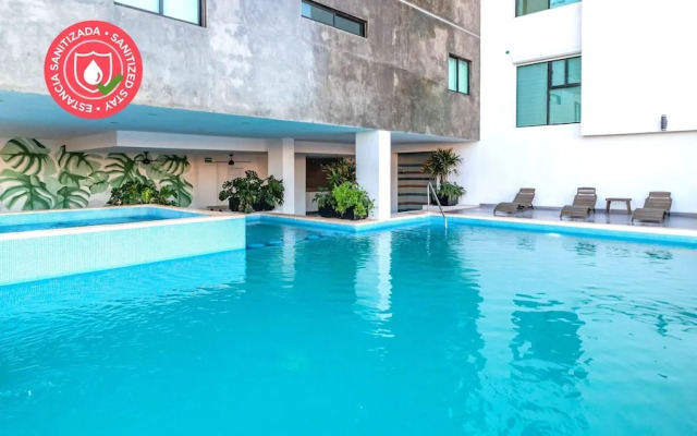 New Centric apt. with pool & jacuzzi