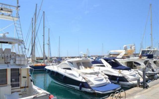 Bungalow Marina Deluxe