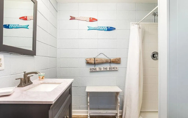 Coastal Breezes by Tybee Vacation Rentals