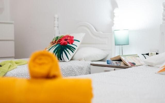 32 BRIGHT COPACABANA ocean view free WiFi