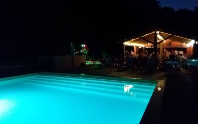 Camping La Berge Fleurie
