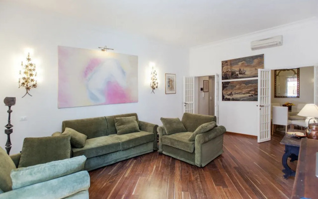 Pelliccia - WR Apartments