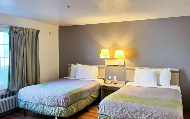 Motel 6 Belmont, CA - San Francisco - Redwood City