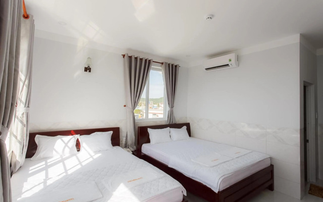 Phu Hong Hotel