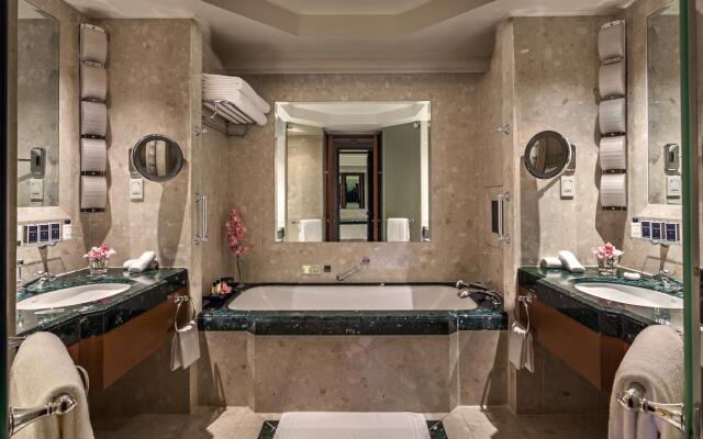 The Peninsula Bangkok